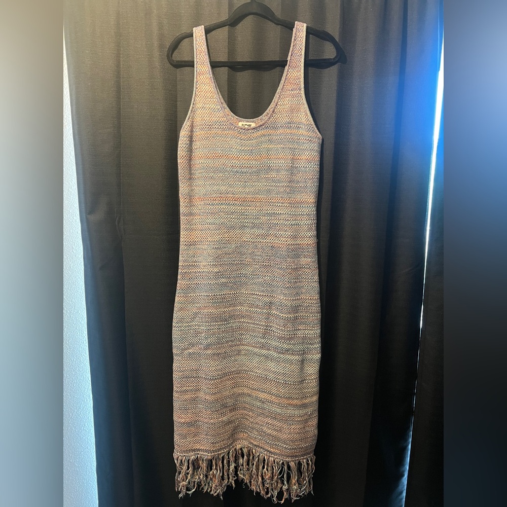 Multi color knit  Sleeveless Scoop Neck Sheath Midi Dress